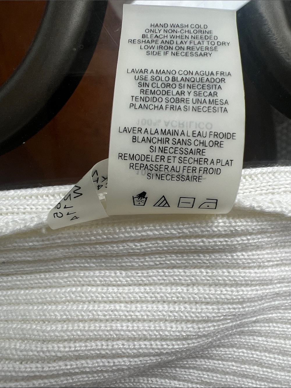 Calvin Klein Ivory Ribbed Sleeveless Tank Top Size Medium - Picture 6 of 6
